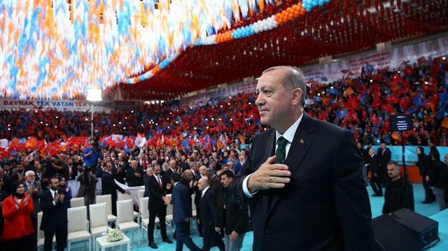 Criticism over Erdogan's speech to military dressed girl Criticism over Erdogan's speech to military dressed girl