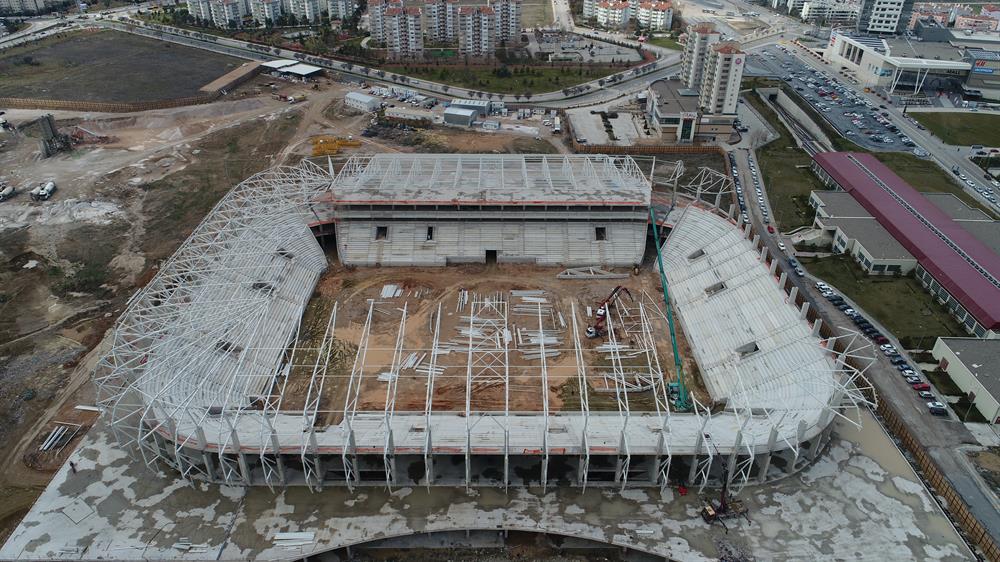 Yapımı devam eden Eryaman Stadı, gelecek sezon başkentli futbolseverlere hizmet verecek.