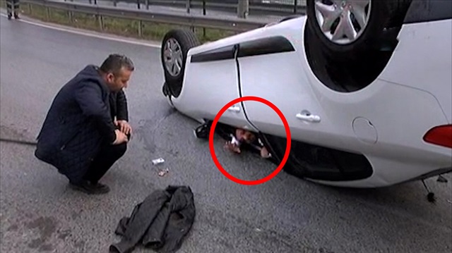Kadıköy’de ilginç kaza, inanılmaz kurtuluş
