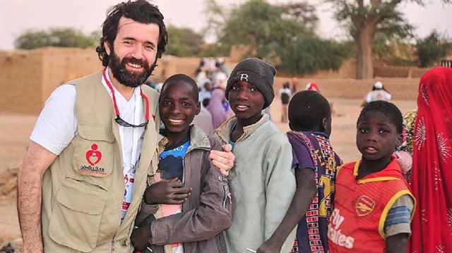 Dr. Serhat Onur, "bir daha asla" dediği Afrika'ya 23 kez giderek binden fazla başarılı ameliyata imza attı.