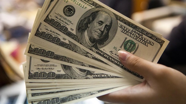 Dolar/TL, günü önceki kapanışa göre yüzde 0,86 artışla 3,8436'dan tamamladı.