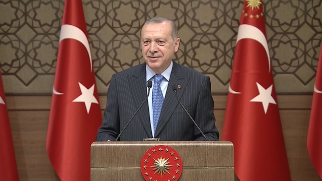 Erdoğan'dan Fırat Kalkanı ve Zeytin Dalı Harekatı için 'marş' önerisi