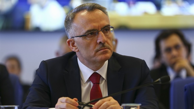 Maliye Bakanı Naci Ağbal.