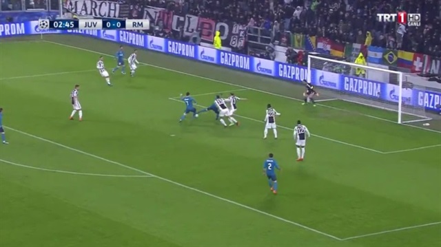 Ronaldo'dan tarihi gol