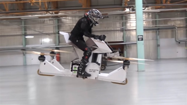 Dünyanın ilk insan kontrollü uçan motosikleti: Scorpion 3