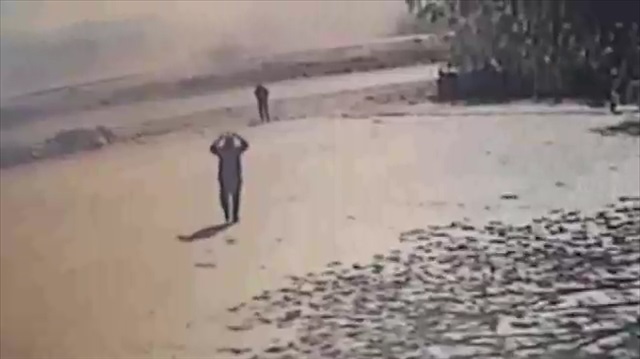 Sanatçı Esat Kabaklı’nın geçirdiği kaza anı kamerada