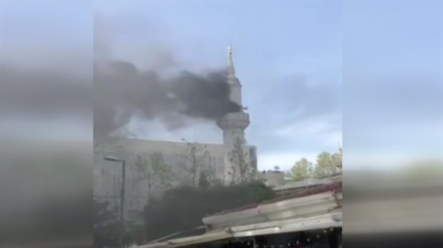 Şişli'de Teşvikiye Camii'nde korkutan yangın
