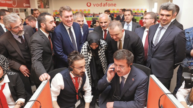 Vodafone Van Çağrı Merkezi’nde 380 genç görev yapacak.