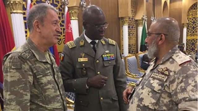 Genelkurmay Başkanı Akar, Suudi Arabistanlı mevkidaşı Al-Rowaıly ile görüştü.