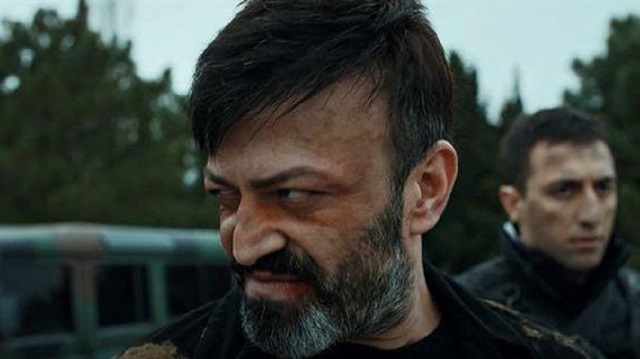 Serhat Kılıç Söz dizisinde Çolak karakterini canlandırıyor.