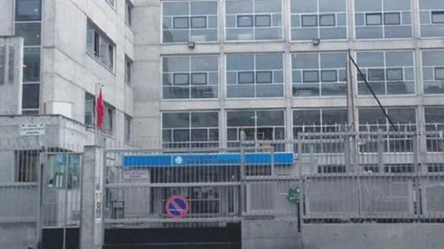 12 yaşındaki öğrencisini taciz edip not yükselten öğretmene 22 yıl hapis cezası verildi.