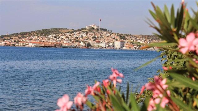 Cunda Adası, Gömeç, Ayvalık, Ören, Akçay ve Altınoluk gibi turizm merkezlerinin bulunduğu Edremit Körfezi'ndeki tesislerde doluluk oranları yüzde 100'lere ulaştı.