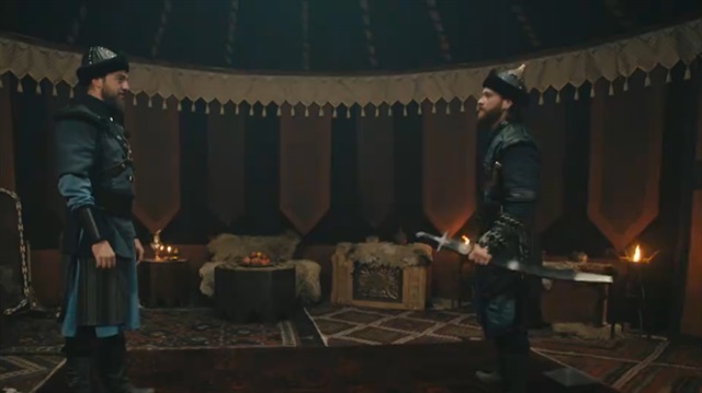 Diriliş Ertuğrul'da nefes kesen kapışma