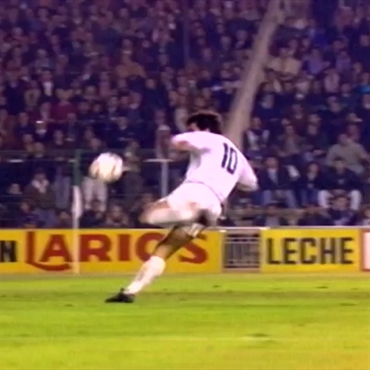 Real Madrid resmi hesabı Hagi'nin 'hat trick'ini paylaştı