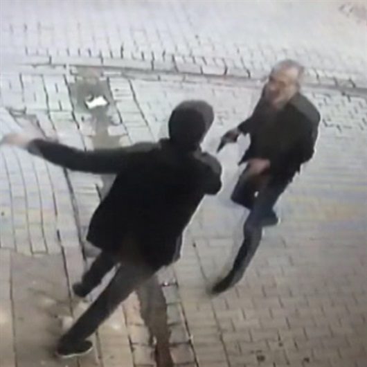İstanbul’da bir garip olay! Önce tokalaştı, sonra vurdu