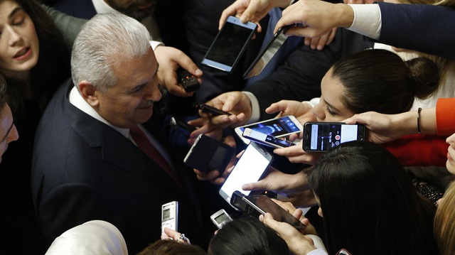 Başbakan Yıldırım, 23 Nisan resepsiyonunda soruları cevapladı