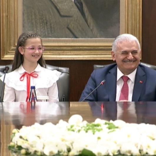 Öğrenciden seçim sorusuna ders gibi cevap