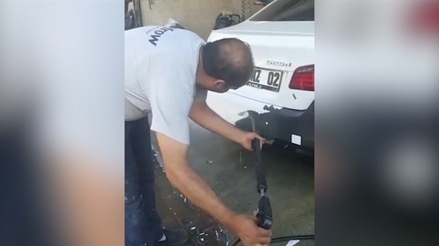 Astarsız boyanan BMW patates gibi soyuldu