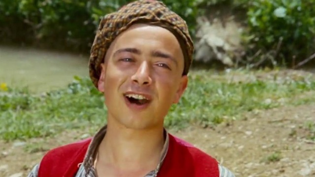 Keloğlan'ın başrolünde Rüştü Asyalı oynamıştı.