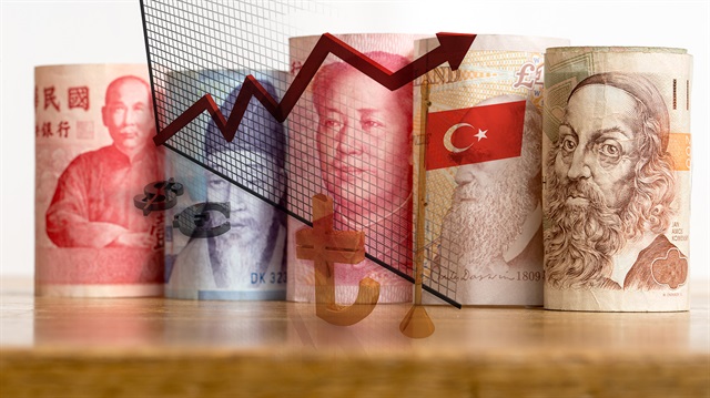 Kamu ekonomisi yüzünü cari açığın düşürülmesi modellemelerine çevirdi.