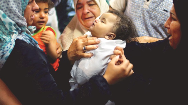 İsrail 8 aylık bebeği de katletti.