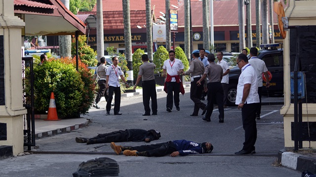 Militant shot dead in attack on police HQ in Indonesia's Riau province