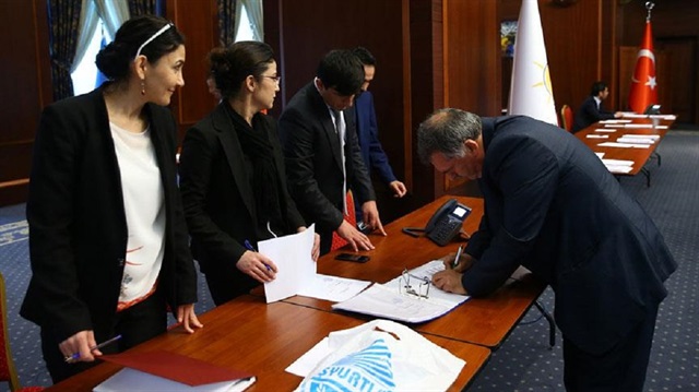 AK Parti'de aday adaylarının başvuruları değerlendiriliyor