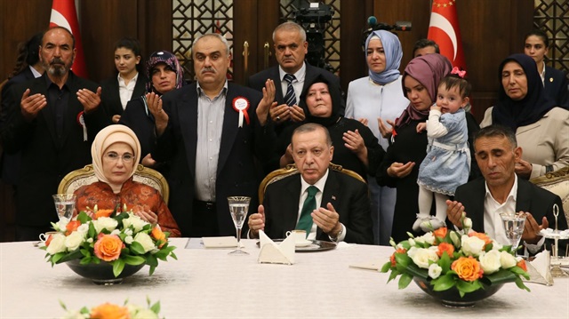 Emine Erdoğan, Twitter'da ramazan mesajı yayınladı.