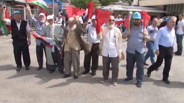 Vatandaşlar akın akın Yenikapı miting alanına gidiyor