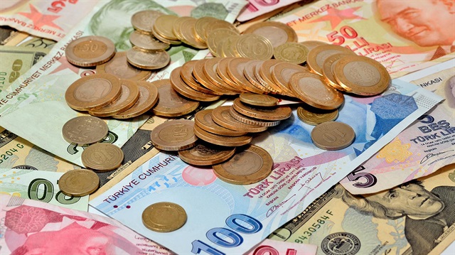 Kurban Bayramı öncesinde ödenecek bin lira ikramiyeyi de cebine koyacak olan bu kişiler, banka promosyonuyla da 600 liraya varan ödeme alabilecek.