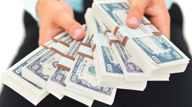 Merkez Bankası’nın faiz oranlarını 200 baz puan artıracağı dedikodusu yayıldı.
