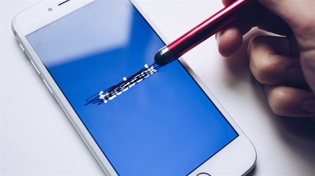 Veri ihlali skandalından sonra Facebook büyük güvenlik önlemleri aldığını açıklamıştı.