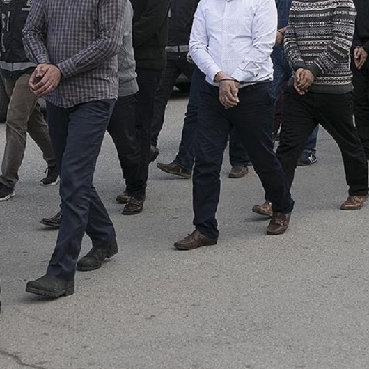 23 ilde FETÖ operasyonu: 70 askere gözaltı