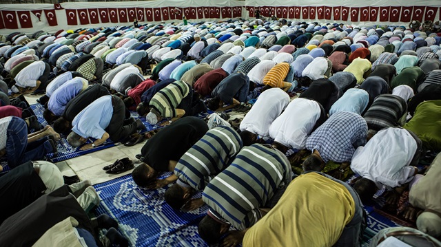 Konya cuma namazı saati.