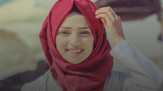 ‘Angel of mercy’ Razan al-Najjar becomes symbol of Palestinian resistance