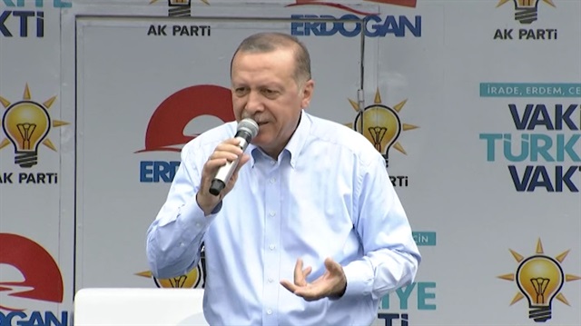 Erdoğan'dan 'prompter' cevabı: Ben prompterın dersini veririm sana