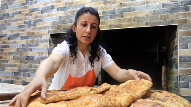 Ramazan pideleri Seçil ustadan