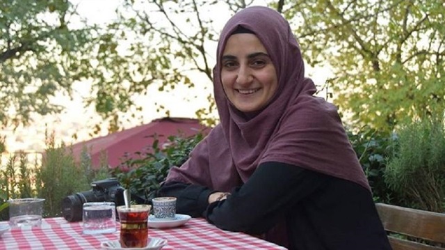 Kudüs'te bulunan Türk vatandaşı Ebru Özkan, dönüş yolculuğu için bulunduğu havalimanında gözaltına alındı