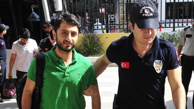 1 Haziran’da düzenlenen operasyonda gözaltına alınan 12 şüpheli böyle adliyeye sevk edildi.