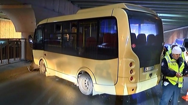 Kazanın ardından bölgeye polis ve sağlık ekipleri sevk edildi. Arşiv.