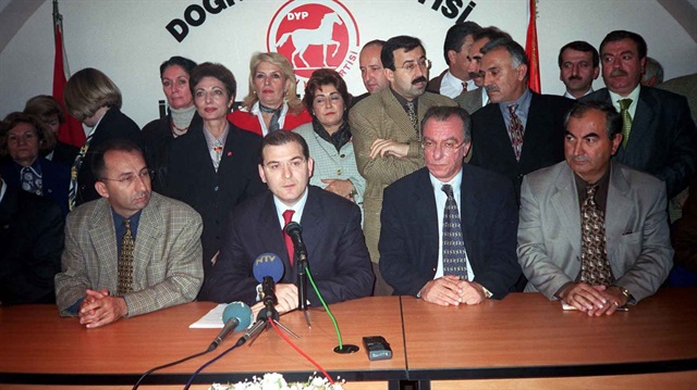 Soylu, İstanbul İl Başkanı sıfatıyla 32 DYP ilçe başkanını yanına alarak bir basın toplantısı düzenledi ve Akşener'i 'hainlikle' suçlayarak istifa etmesini talep etmişti. Arşiv: AA
