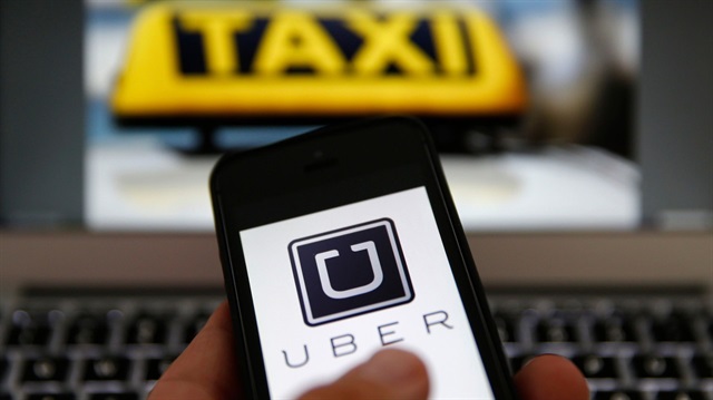 UBER ile sarı taksi sürücüleri arasında uzun süredir devam eden kavgalara mahkemeden ilk yanıt geldi.