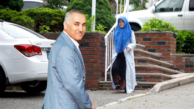 Darbe girişiminin kilit ismi firari Adil Öksüz’ün eşi Aynur Öksüz, ABD’de görüntülendi.