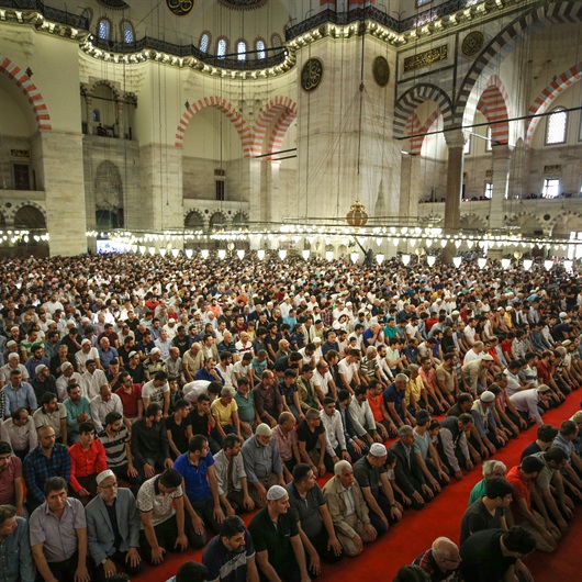 Süleymaniyede bayram huzuru