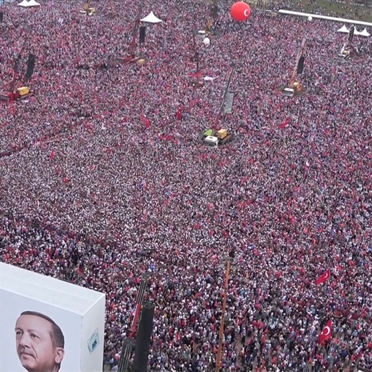 Yenikapı'da tarihi kalabalık: İşte ilk görüntüler