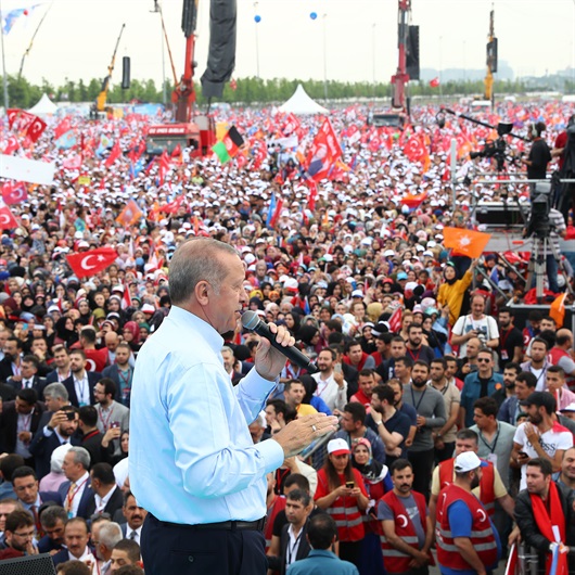 Cumhurbaşkanı Erdoğan dev proje için Yenikapı'da oylama yaptı
