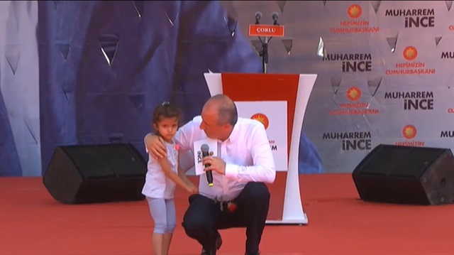 Çocukla şov yapmak isteyen İnce böyle rezil oldu!