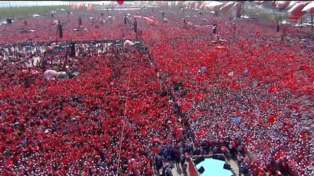 Sosyal medyayı sallayan Erdoğan şiiri: Emret Reis