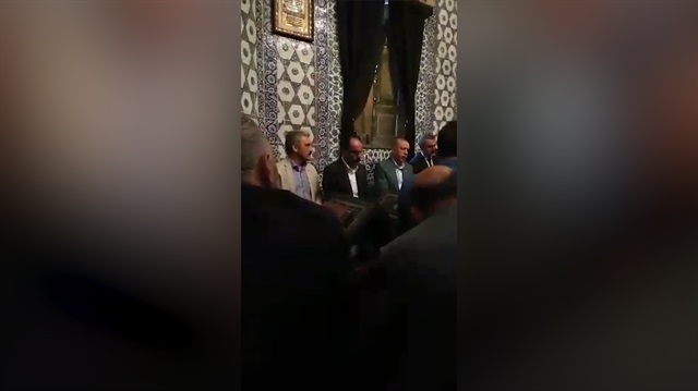 Cumhurbaşkanı Erdoğan Eyüp Sultan'da Kur'an-ı Kerim okudu