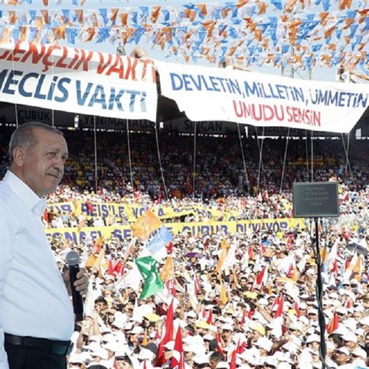 Cumhurbaşkanı Erdoğan'ın mitinglerinden kareler
